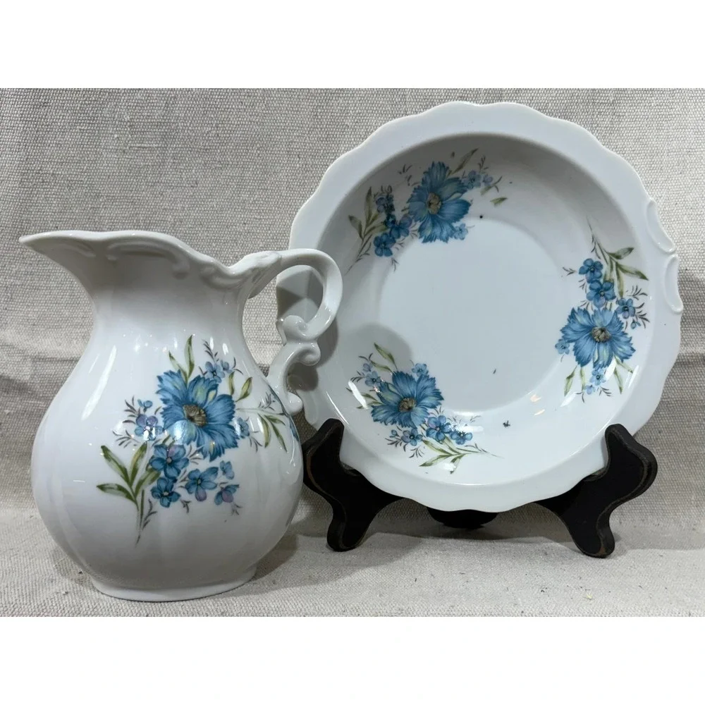 Inarco Japan Blue Floral Pitcher & Bowl Set Vintage Porcelain E-4542 White Blue